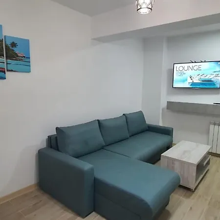 Апартаменты Infinity Pool & Beach Premiere Suit Infinity Pool On Top Floor Parking