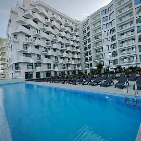 Infinity Pool & Beach Premiere Suit Infinity Pool On Top Floor Parking Apartment *