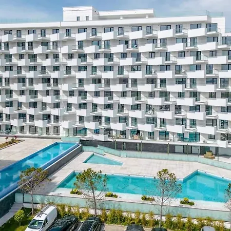 Apartment Infinity Pool & Beach Premiere Suit Infinity Pool On Top Floor Parking Navodari