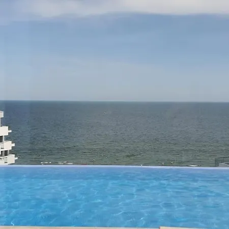 Apartment Infinity Pool & Beach Premiere Suit Infinity Pool On Top Floor Parking Navodari