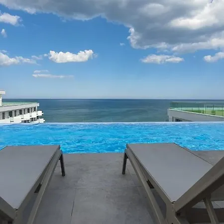 Infinity Pool & Beach Premiere Suit Infinity Pool On Top Floor Parking *