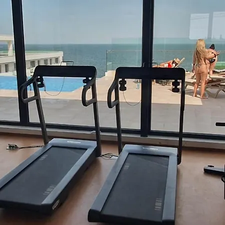 Infinity Pool & Beach Premiere Suit Infinity Pool On Top Floor Parking Navodari