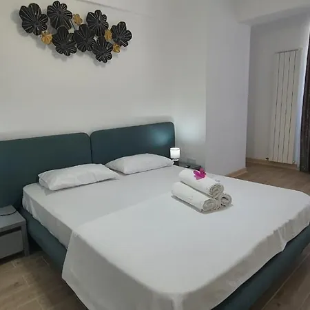 Infinity Pool & Beach Premiere Suit Infinity Pool On Top Floor Parking Navodari
